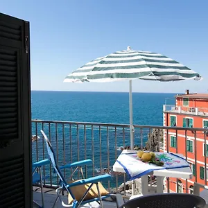 L'orizzonte Riomaggiore